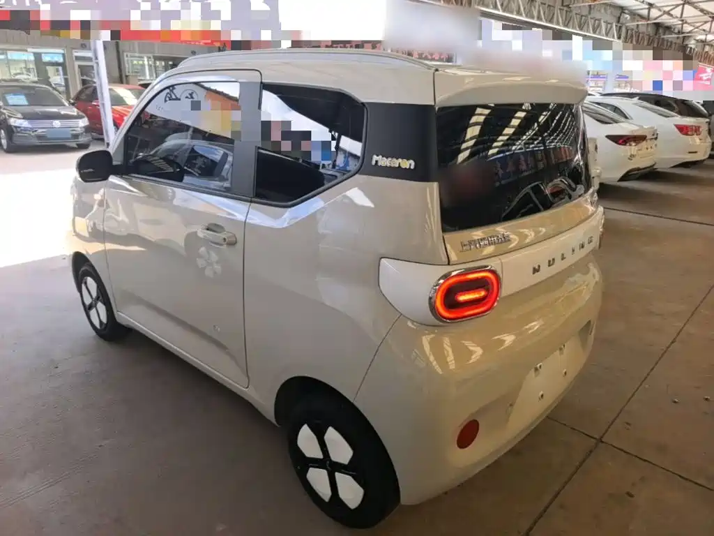 Wuling MINIEV — миниатюра 5