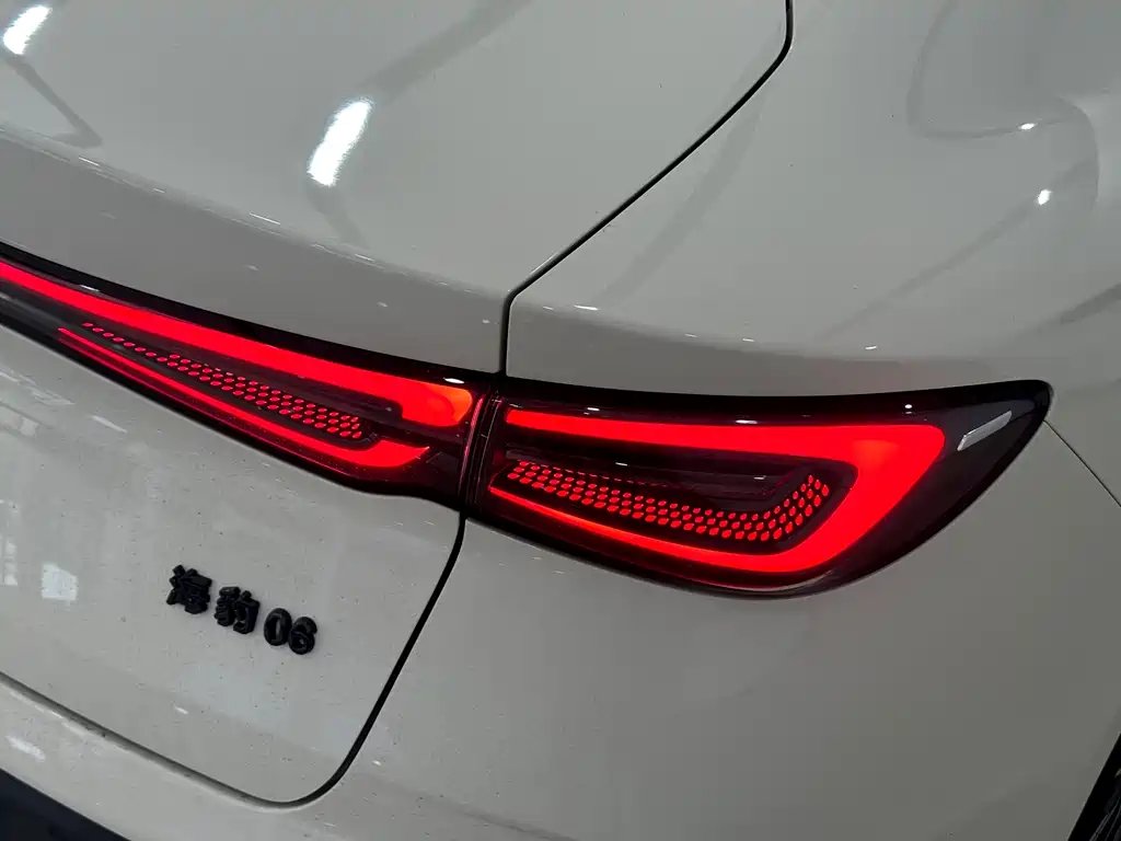 BYD SEAL 06 NEW ENERGY