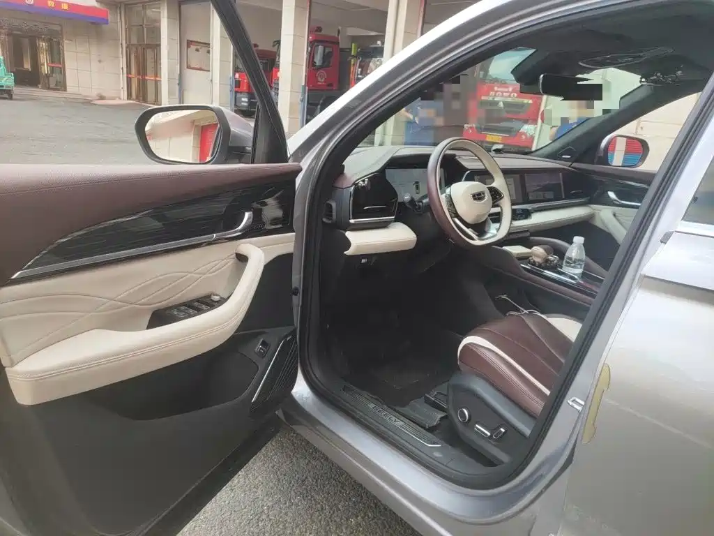 Geely Xingyue L — миниатюра 12