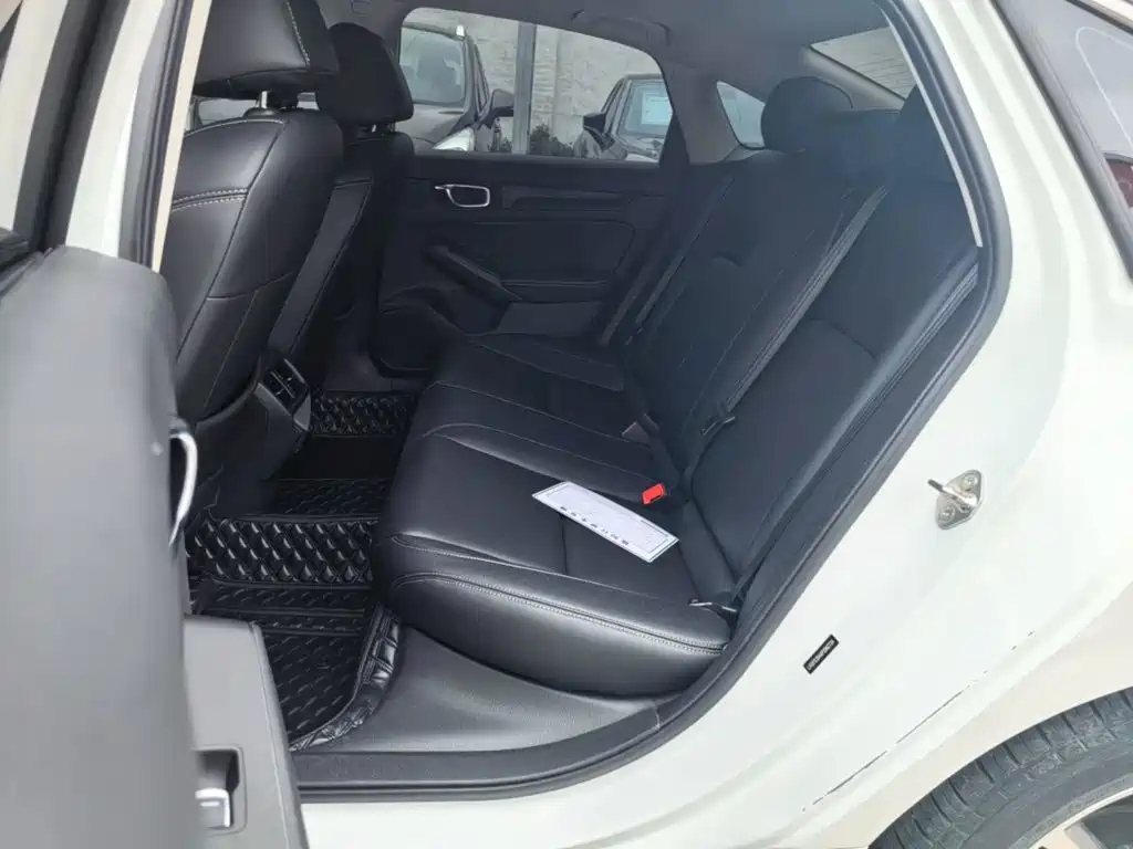 Honda Integra — миниатюра 13