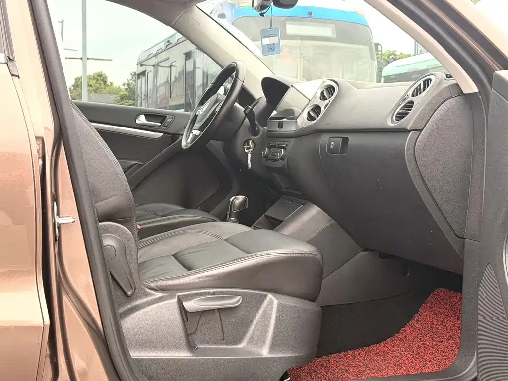 Volkswagen Tiguan 2.0TSI Comfort Edition, фото 5