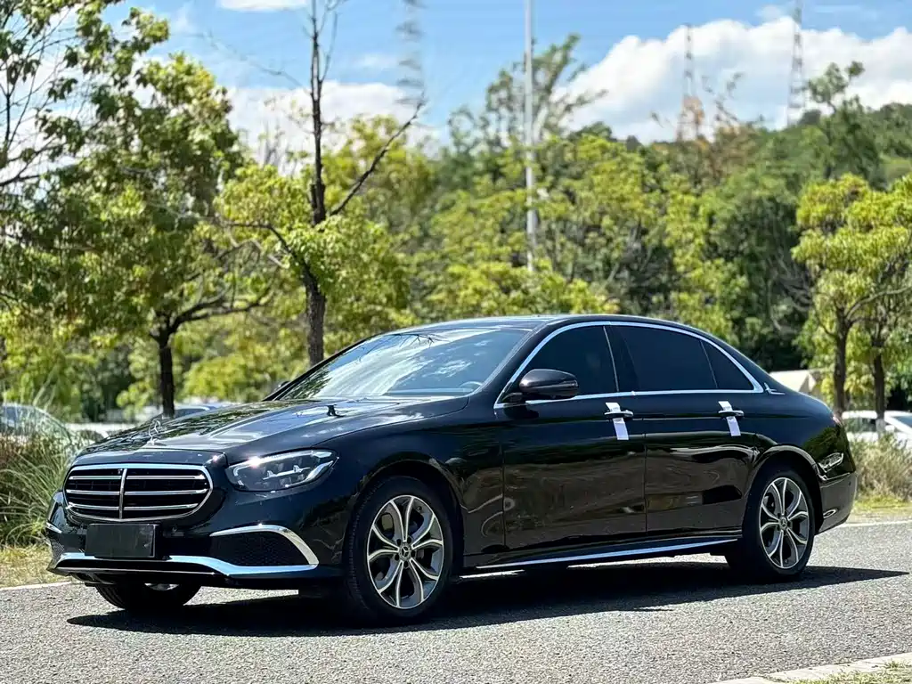 Mercedes-Benz E-Class 2021