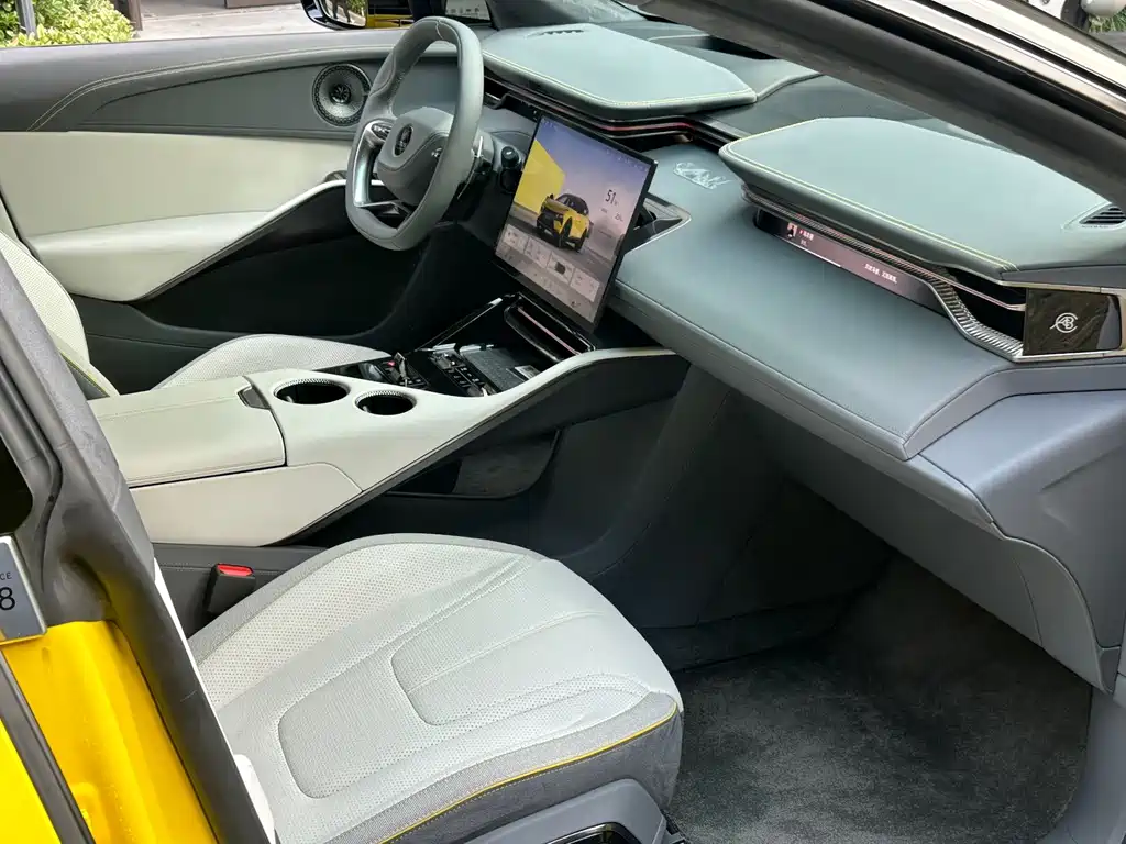 Lotus Eletre — миниатюра 8