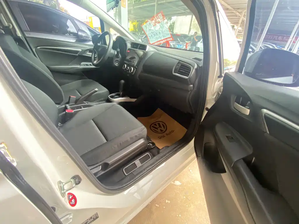 Honda Fit — миниатюра 3