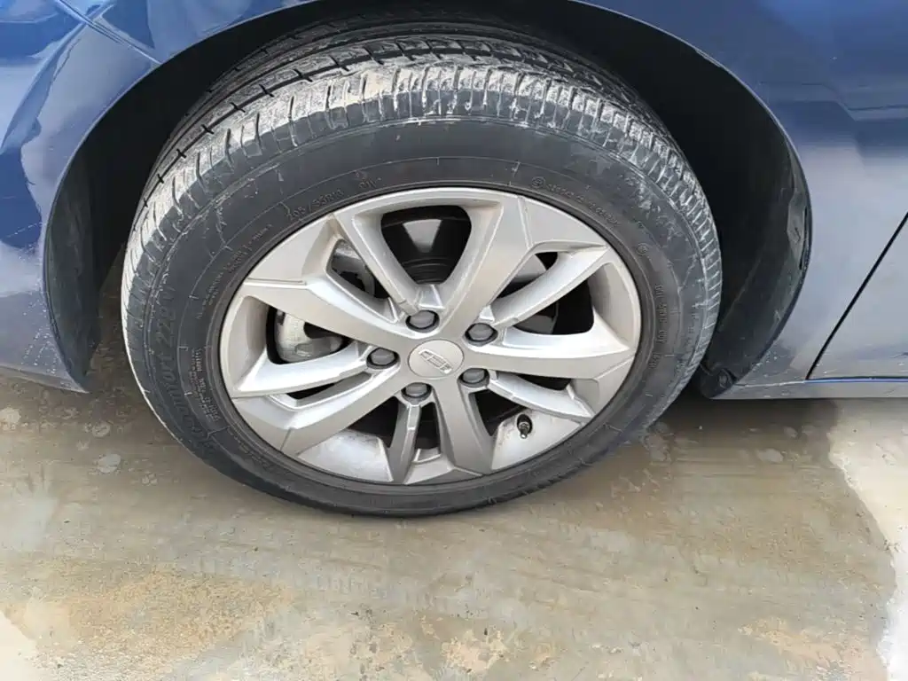 Geely Emgrand GL — миниатюра 23