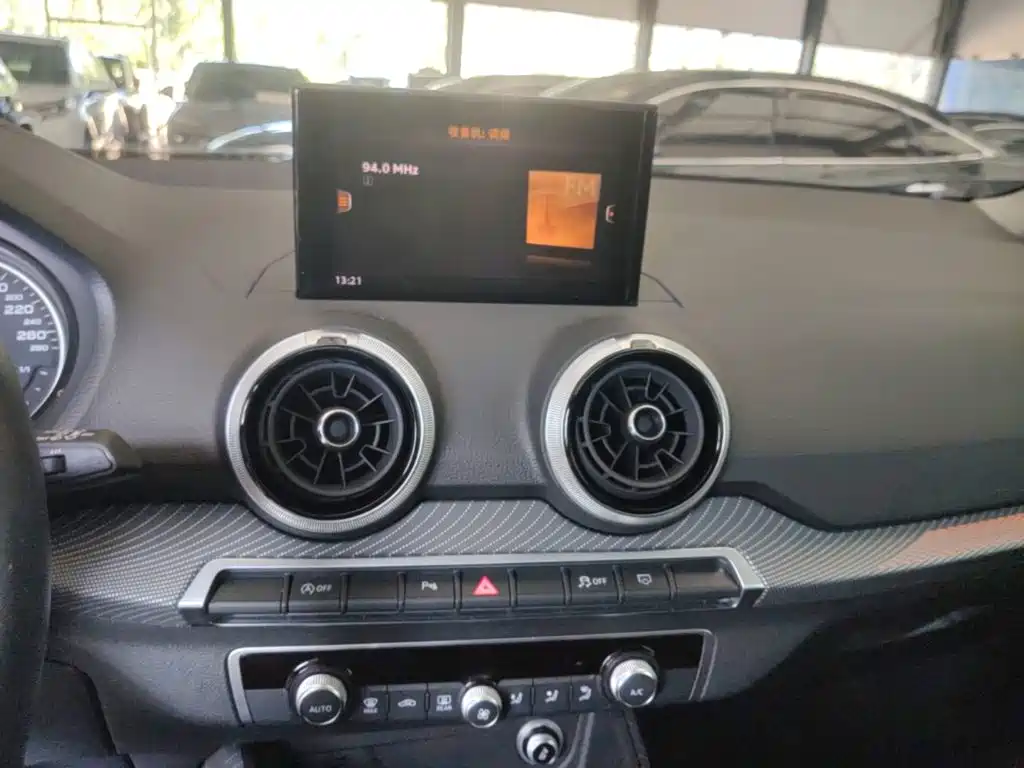 Audi Q2L — миниатюра 13