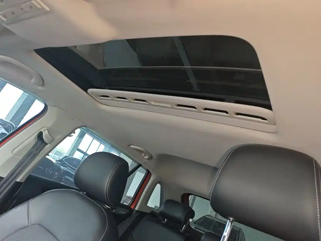 Volkswagen Santana — миниатюра 18