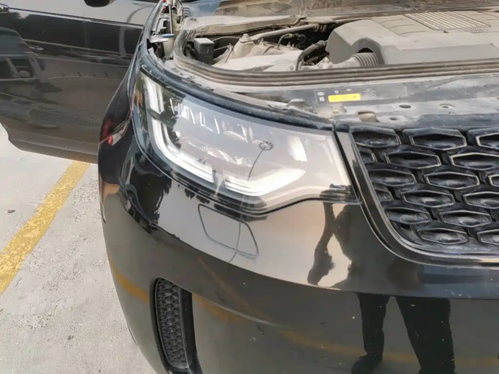 Land Rover Discovery — миниатюра 7
