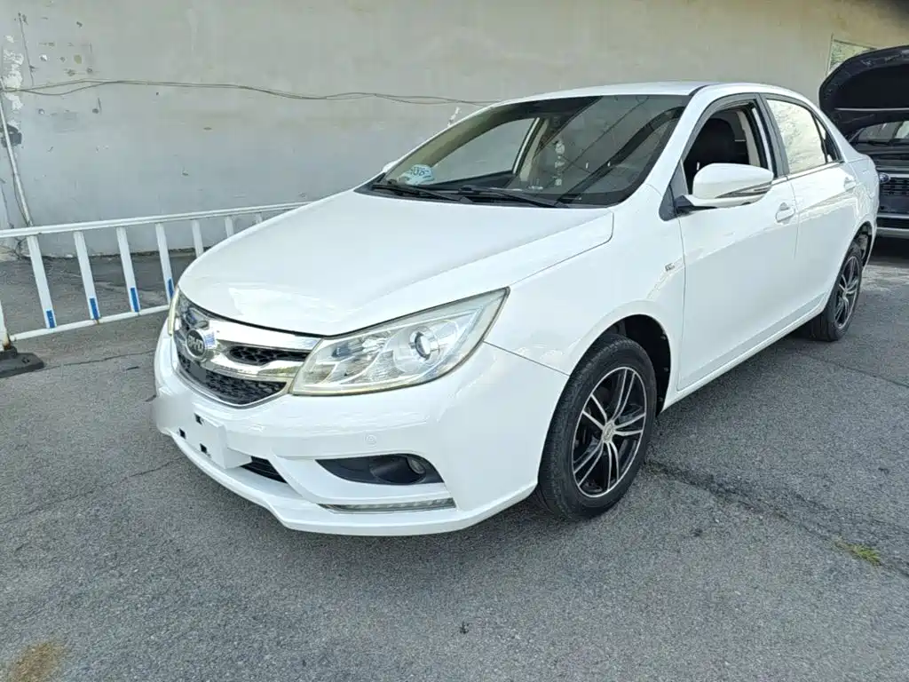 BYD Surui