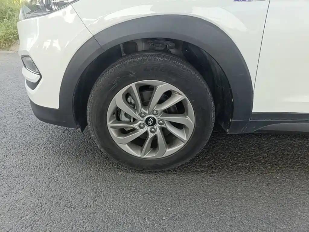 Hyundai Tucson — миниатюра 23