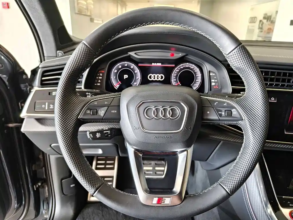 Audi SQ7 — миниатюра 9