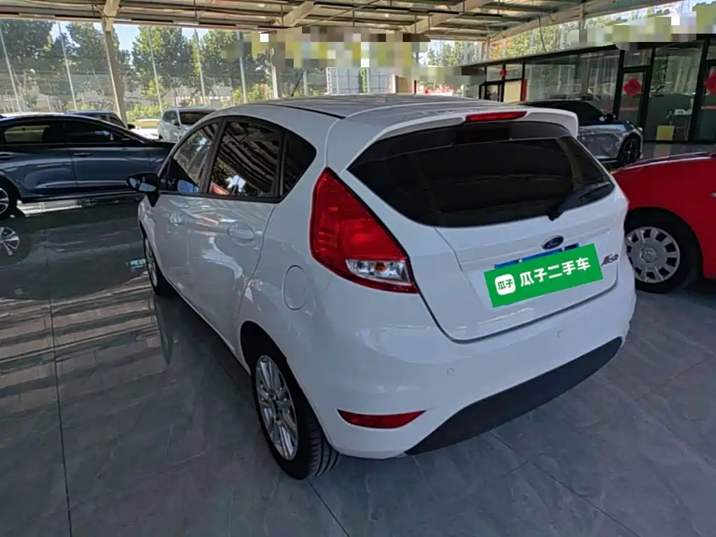 Ford Fiesta — миниатюра 5