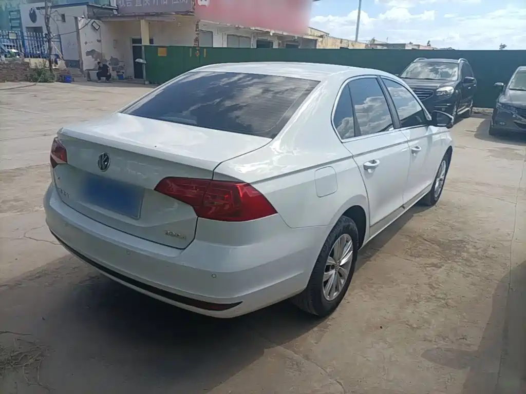 Volkswagen Bora — миниатюра 7