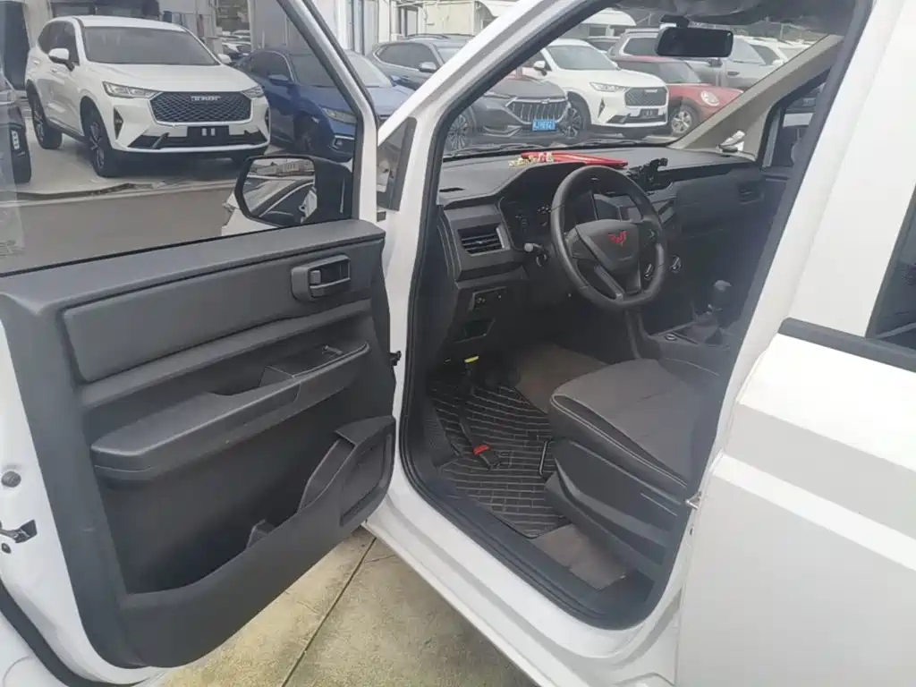 Wuling Hongguang PLUS — миниатюра 16