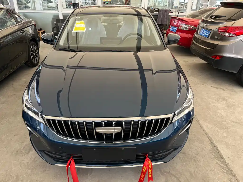 Geely Emgrand 2026