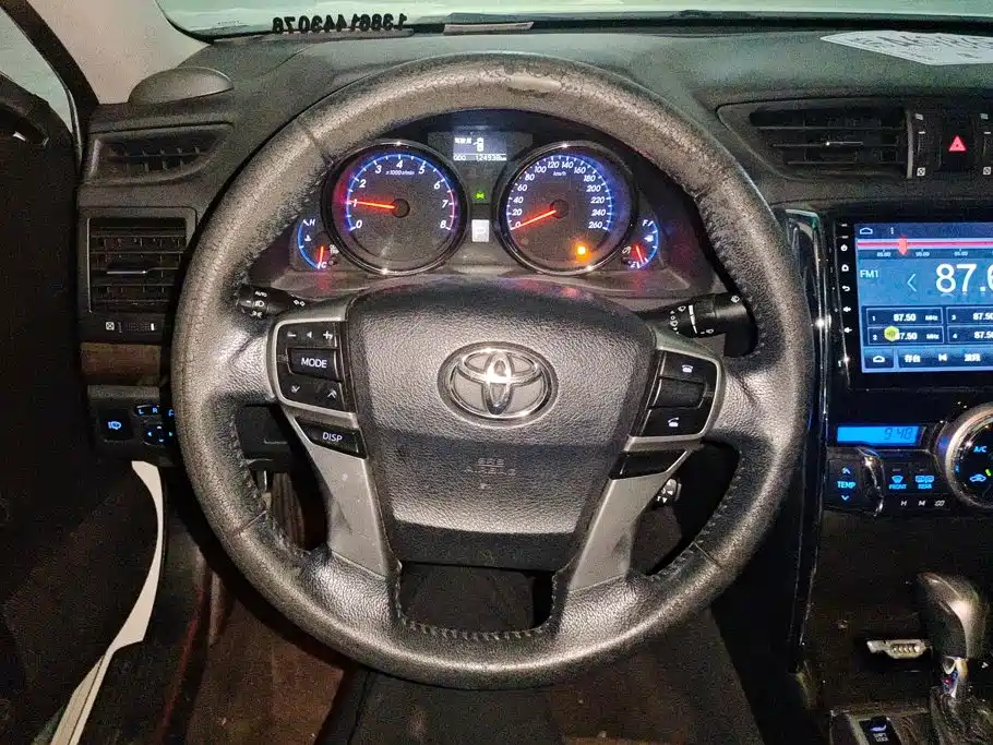 Toyota Reiz — миниатюра 15