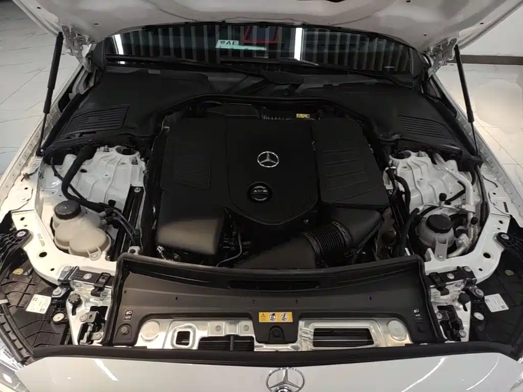 Mercedes-Benz C-Class — миниатюра 20