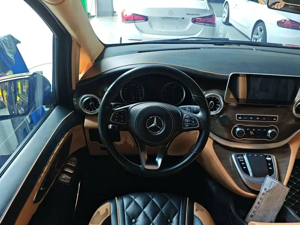 Mercedes-Benz Vito — миниатюра 11