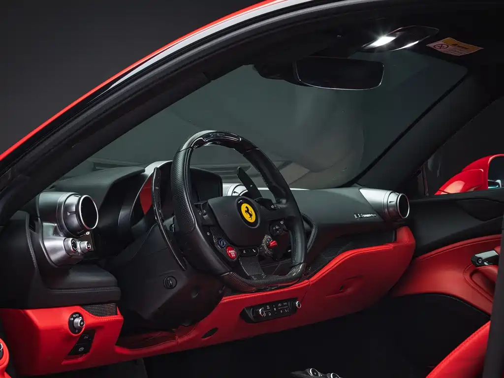 Ferrari F8 — миниатюра 7