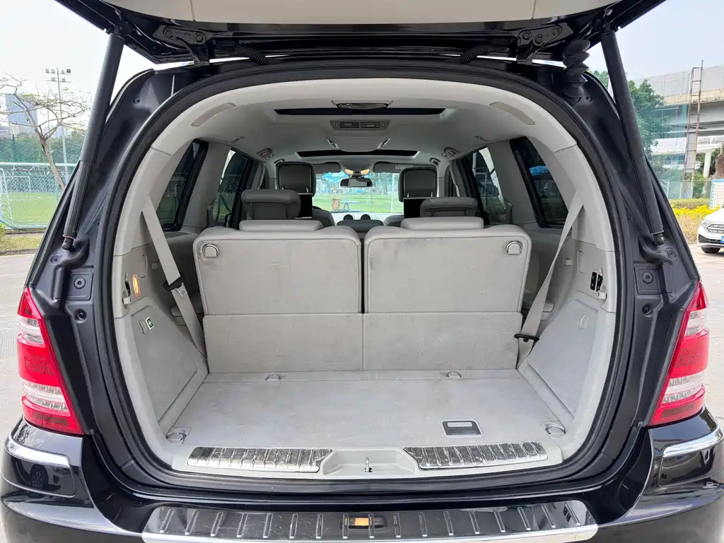 Mercedes-Benz GL-Class — миниатюра 12