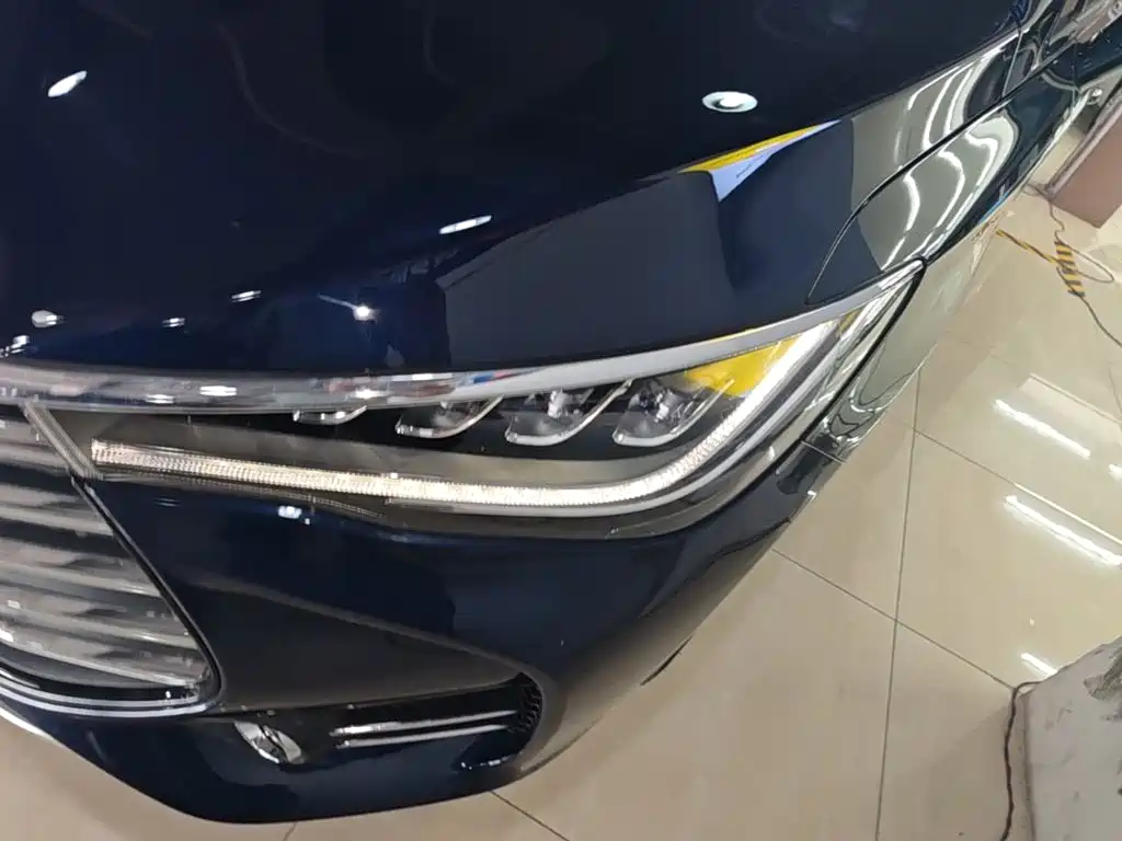 BYD MAX — миниатюра 24