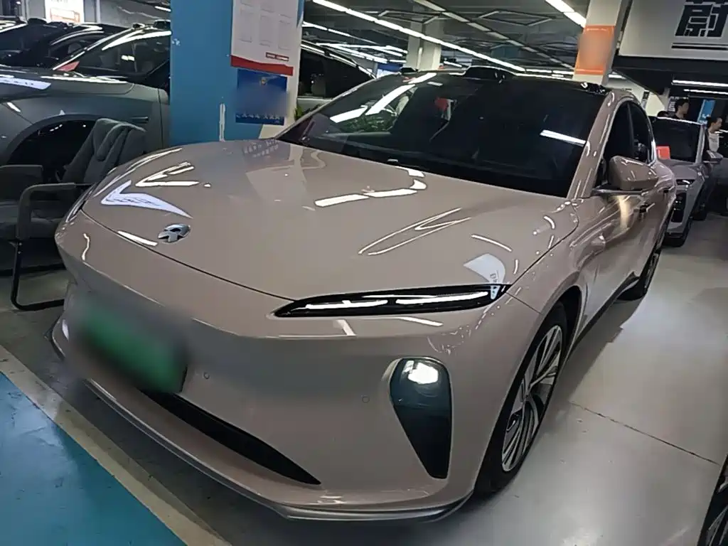 NIO ET5 — миниатюра 2