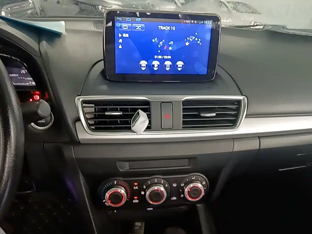 Mazda 3 Axela — миниатюра 13