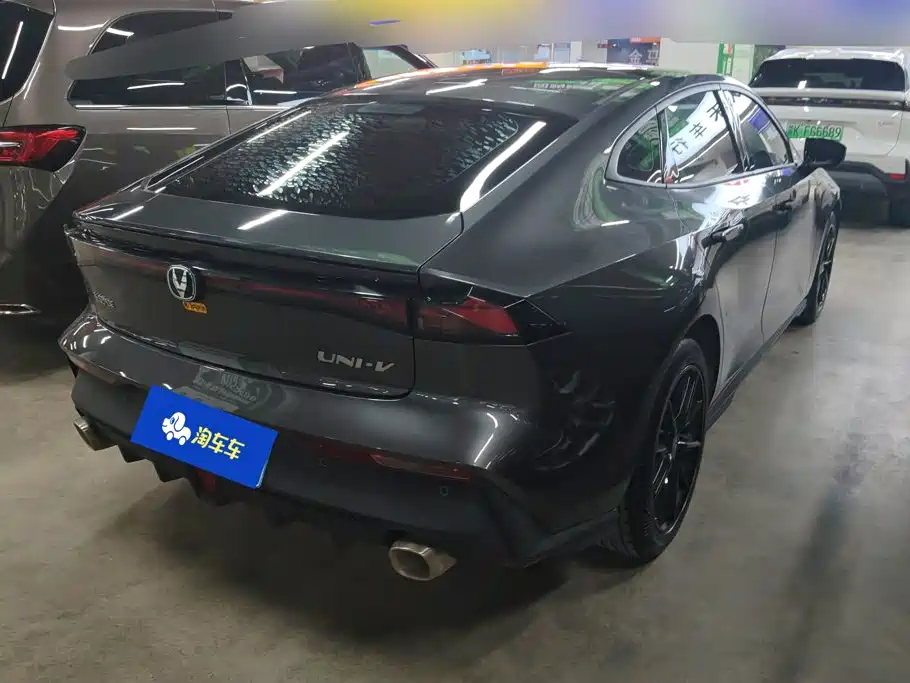 Changan UNI-V — миниатюра 3