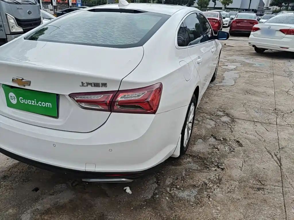 Chevrolet Malibu XL — миниатюра 8