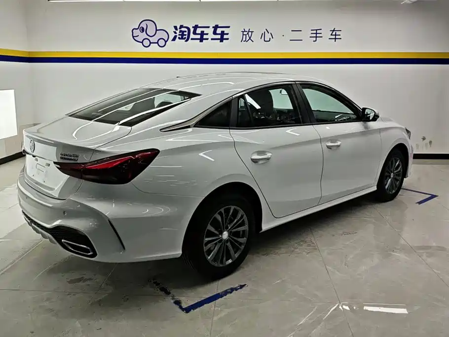 MG MG5 — миниатюра 3