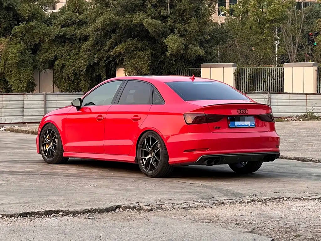 Audi S3 — миниатюра 3
