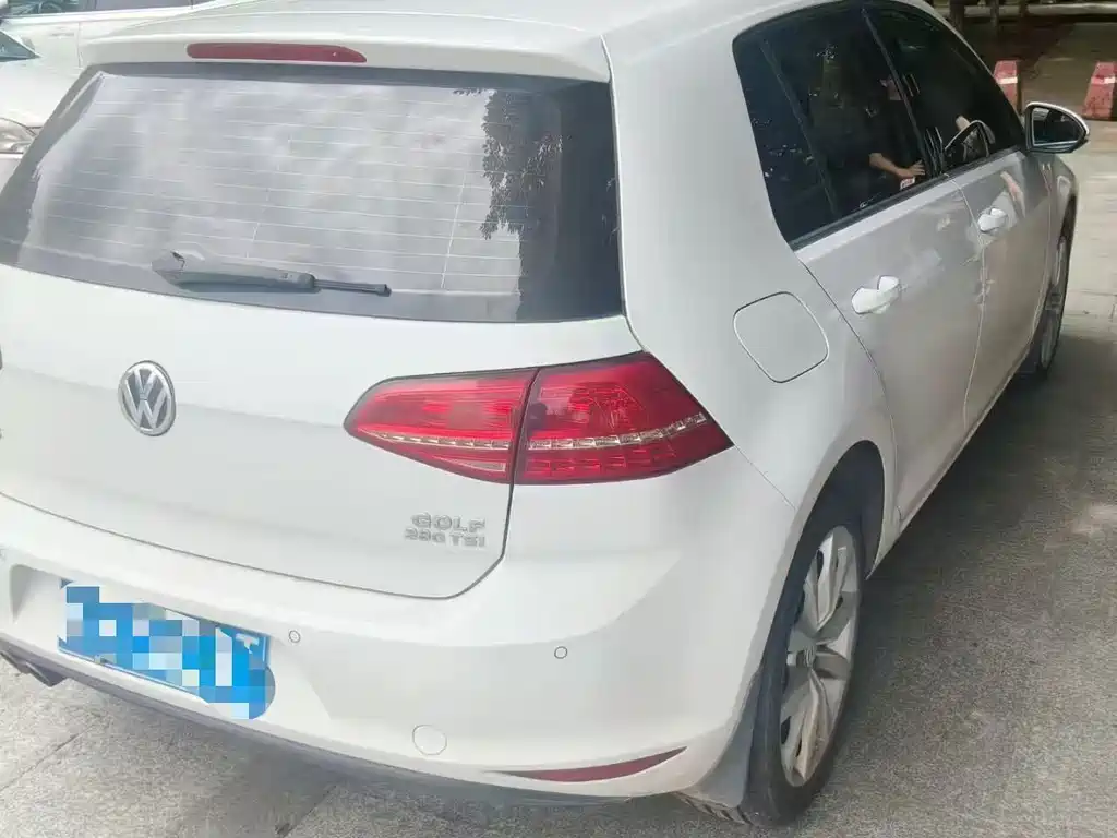 Volkswagen Golf — миниатюра 5