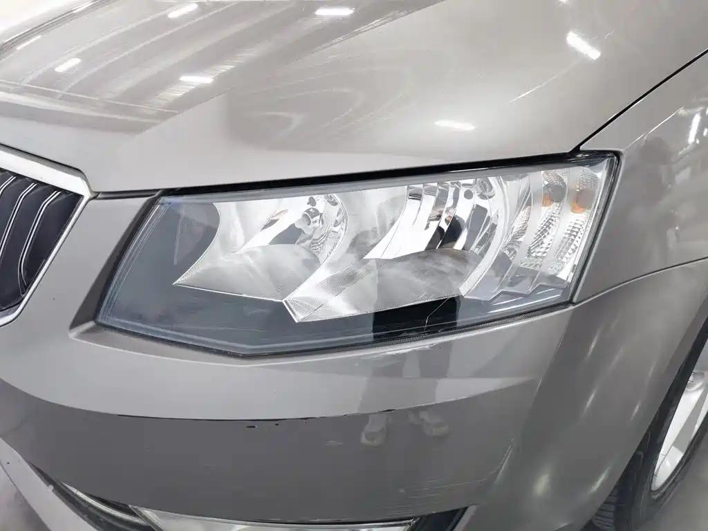 Skoda Octavia — миниатюра 7