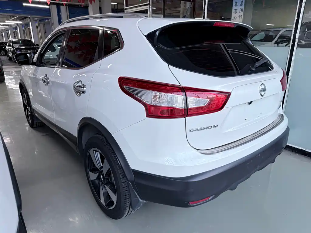 Nissan Qashqai — миниатюра 16