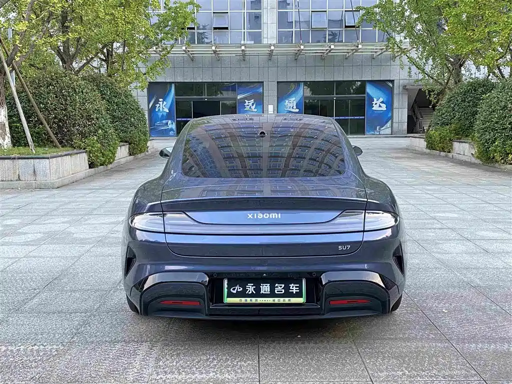 Xiaomi SU7 — миниатюра 10