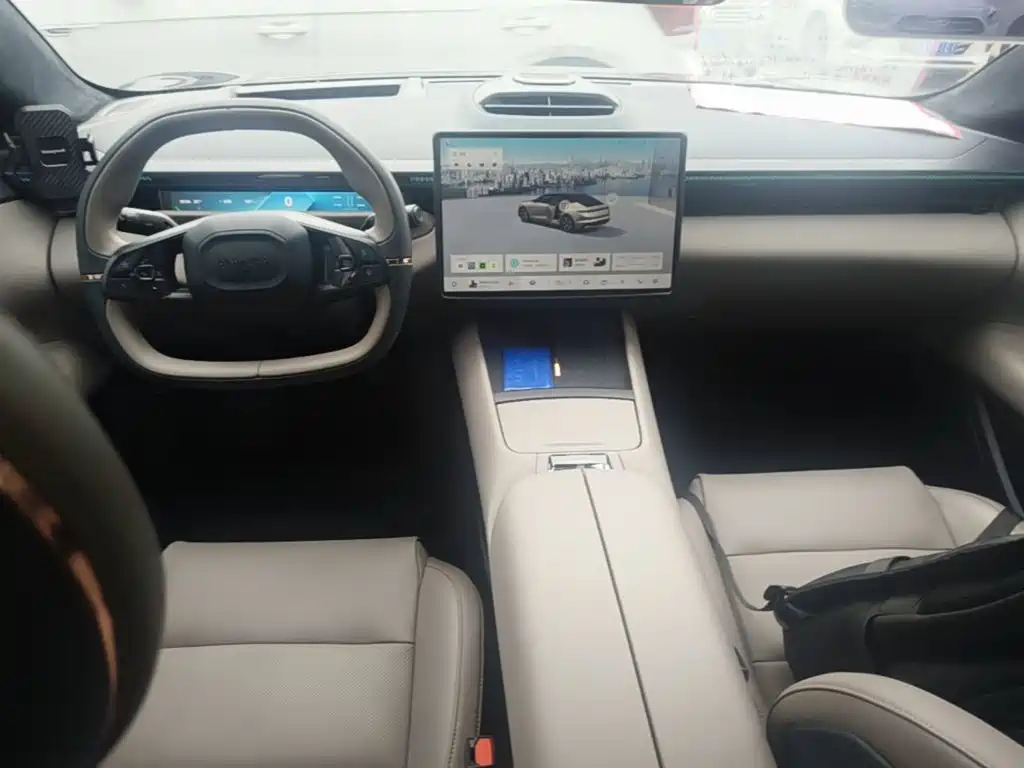 Lynk & Co Z10 — миниатюра 10
