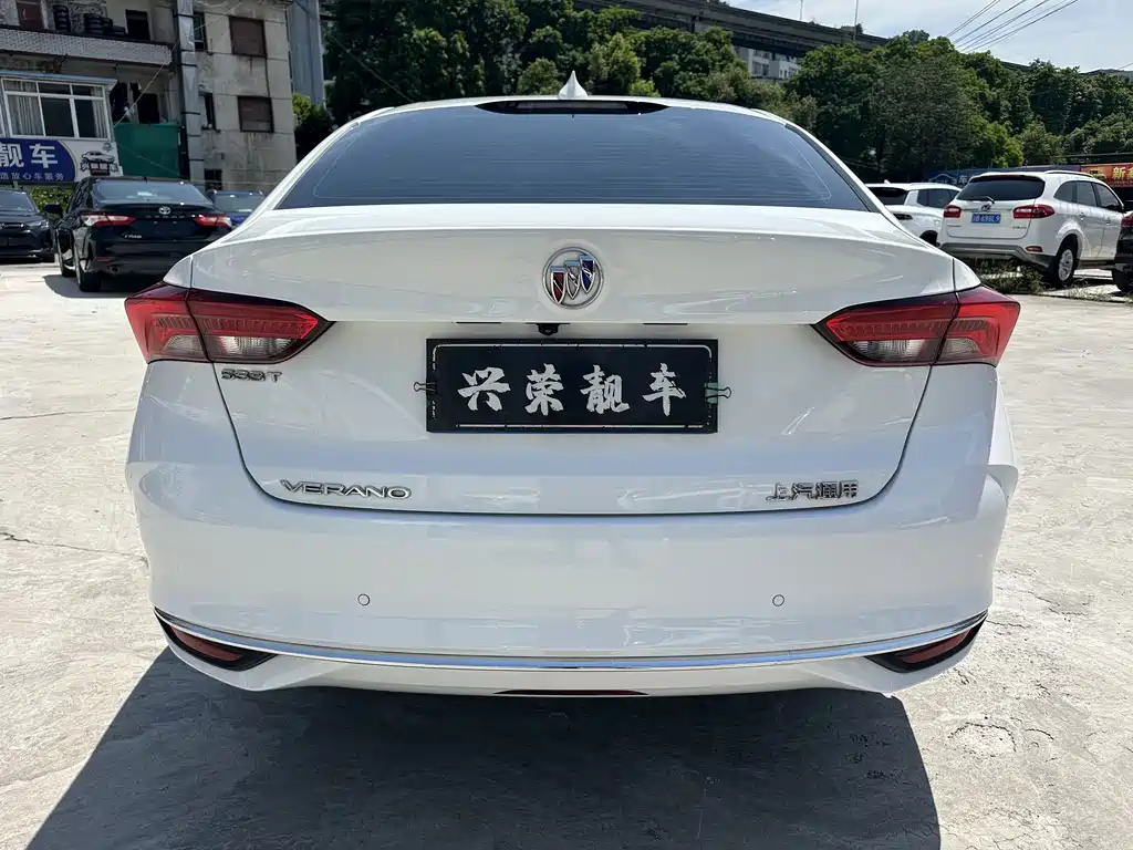 Buick Verano — миниатюра 5