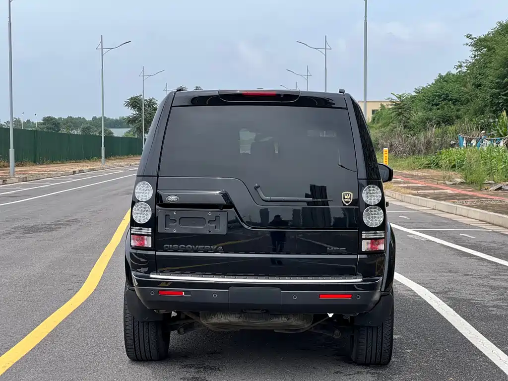 Land Rover Discovery 2015 3.0 SC V6 SE