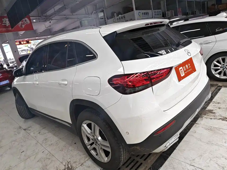 Mercedes-Benz GLA 2022 GLA 180