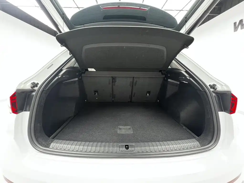 Audi Q3 — миниатюра 15