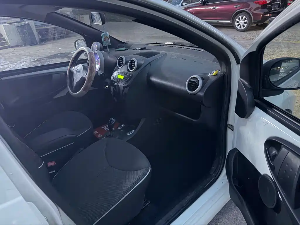 BYD F0 — миниатюра 5