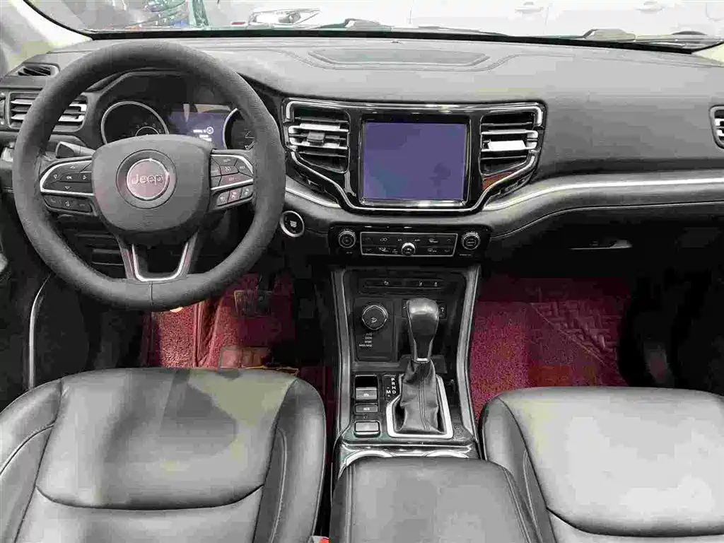 JEEP GRAND COMMANDER