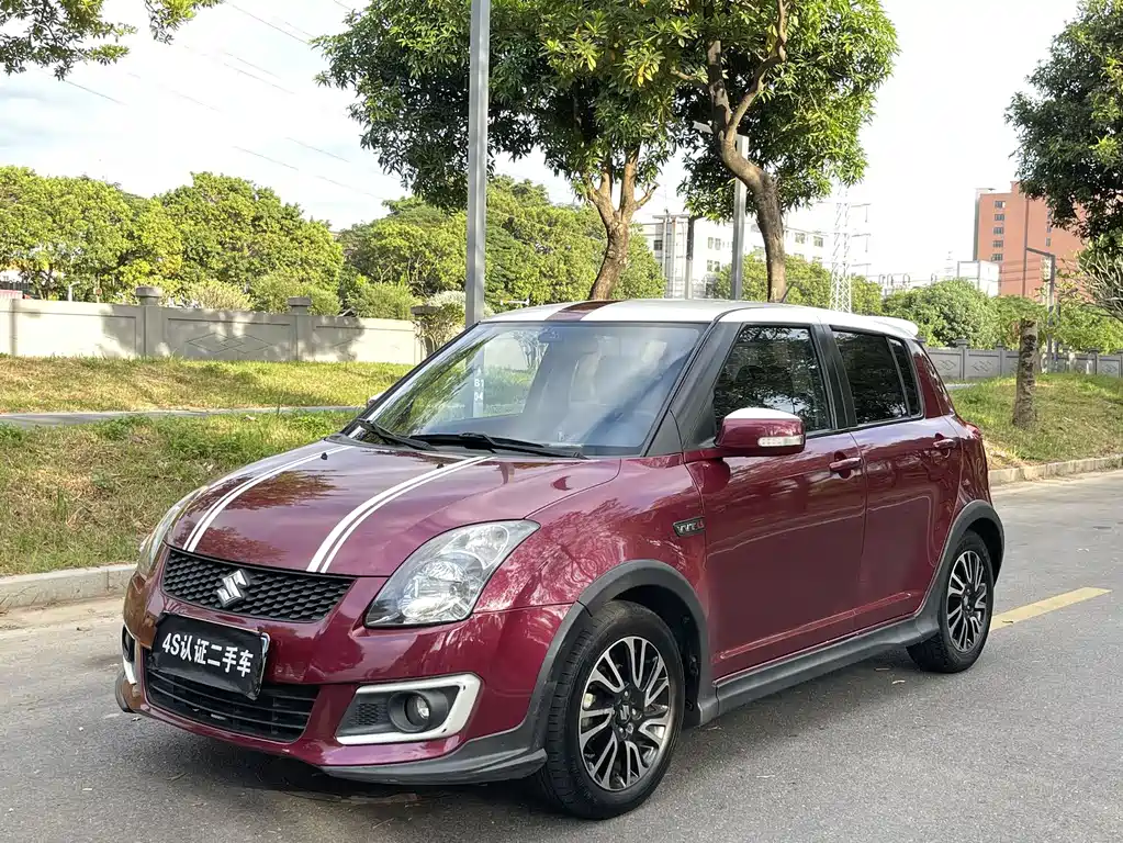 SUZUKI SWIFT