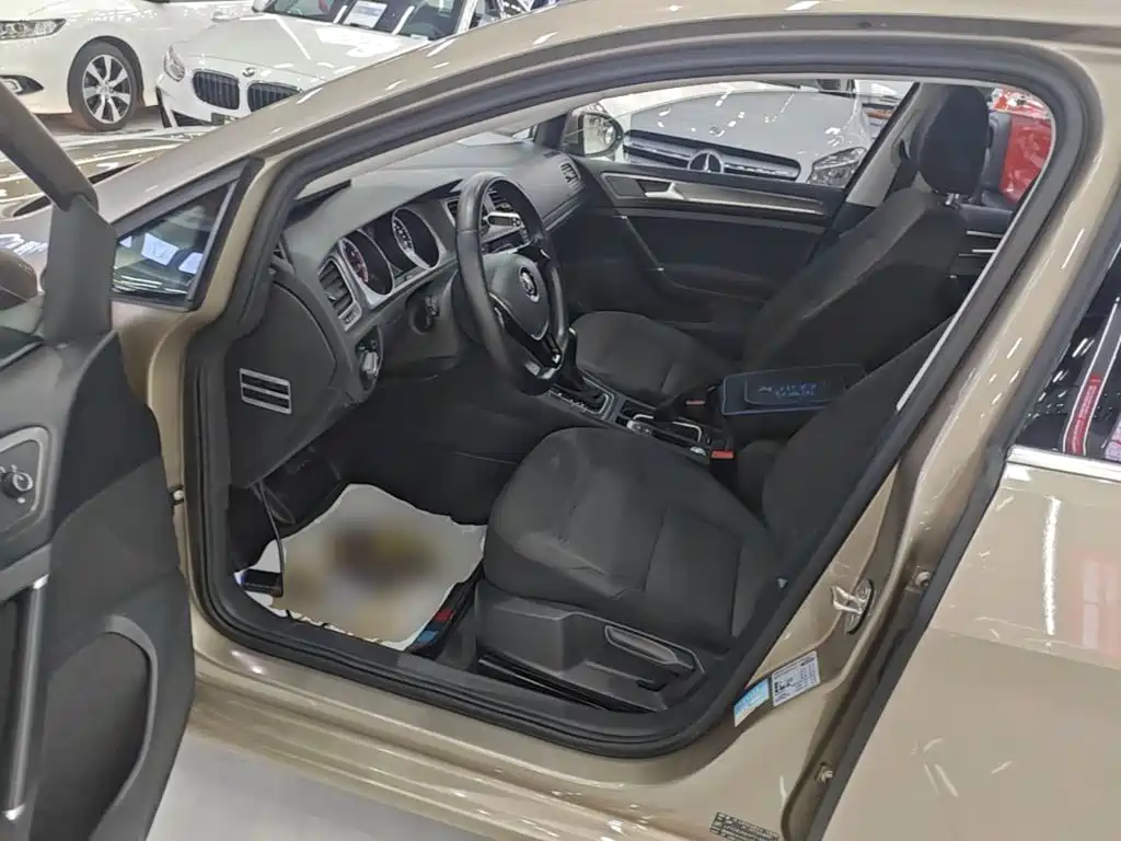 Volkswagen Golf — миниатюра 15