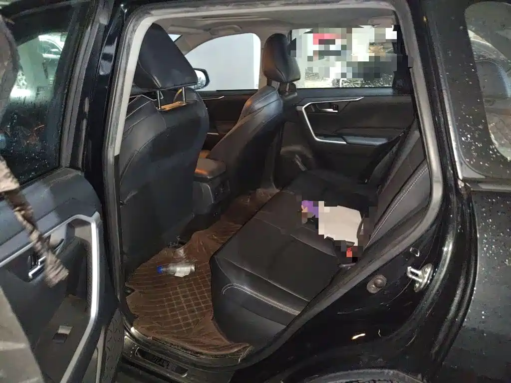 Toyota Wildlander — миниатюра 18