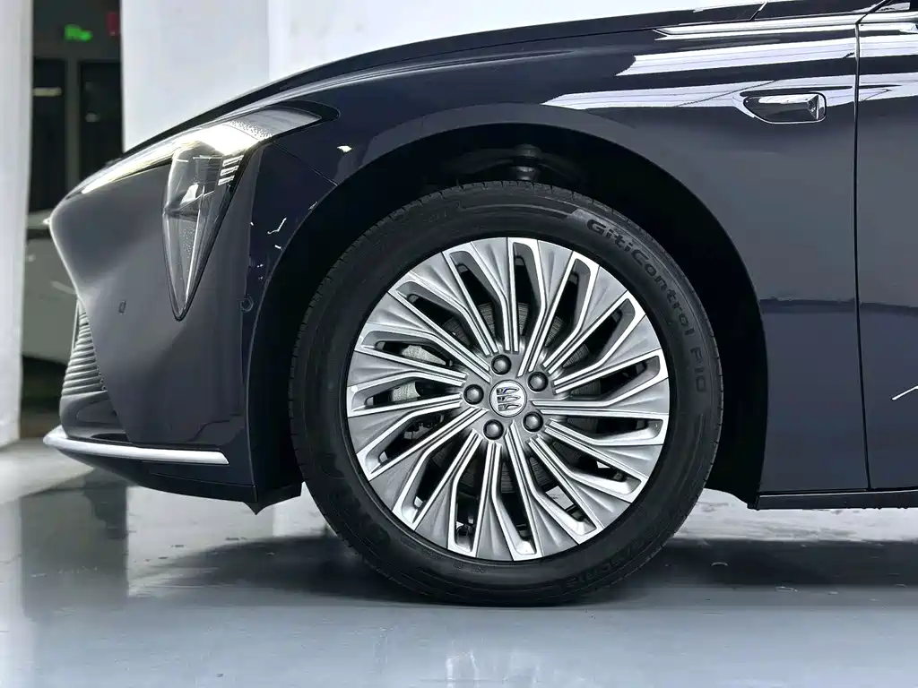 Buick Electra L7 — миниатюра 15