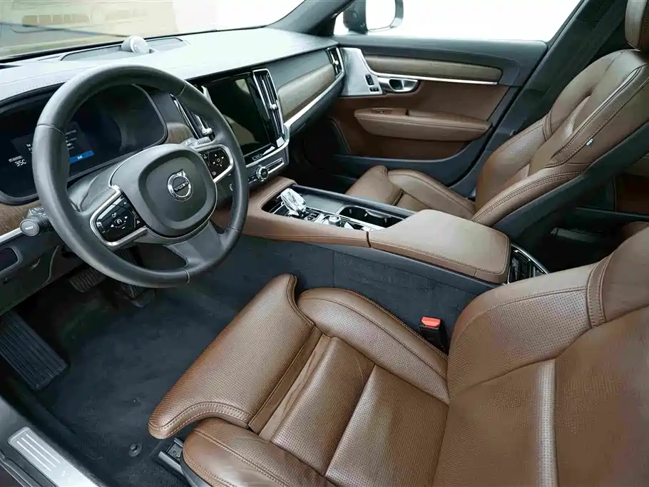 Volvo V90 — миниатюра 10