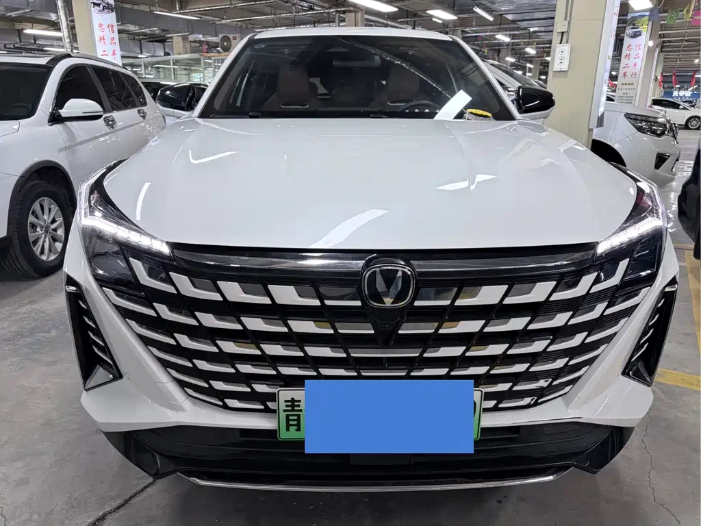 Changan UNI-Z New Energy — миниатюра 2