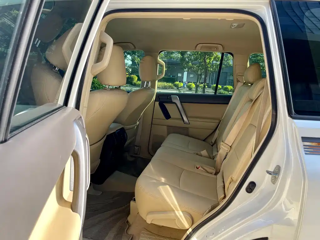 Toyota Land Cruiser Prado 2016 2.7L