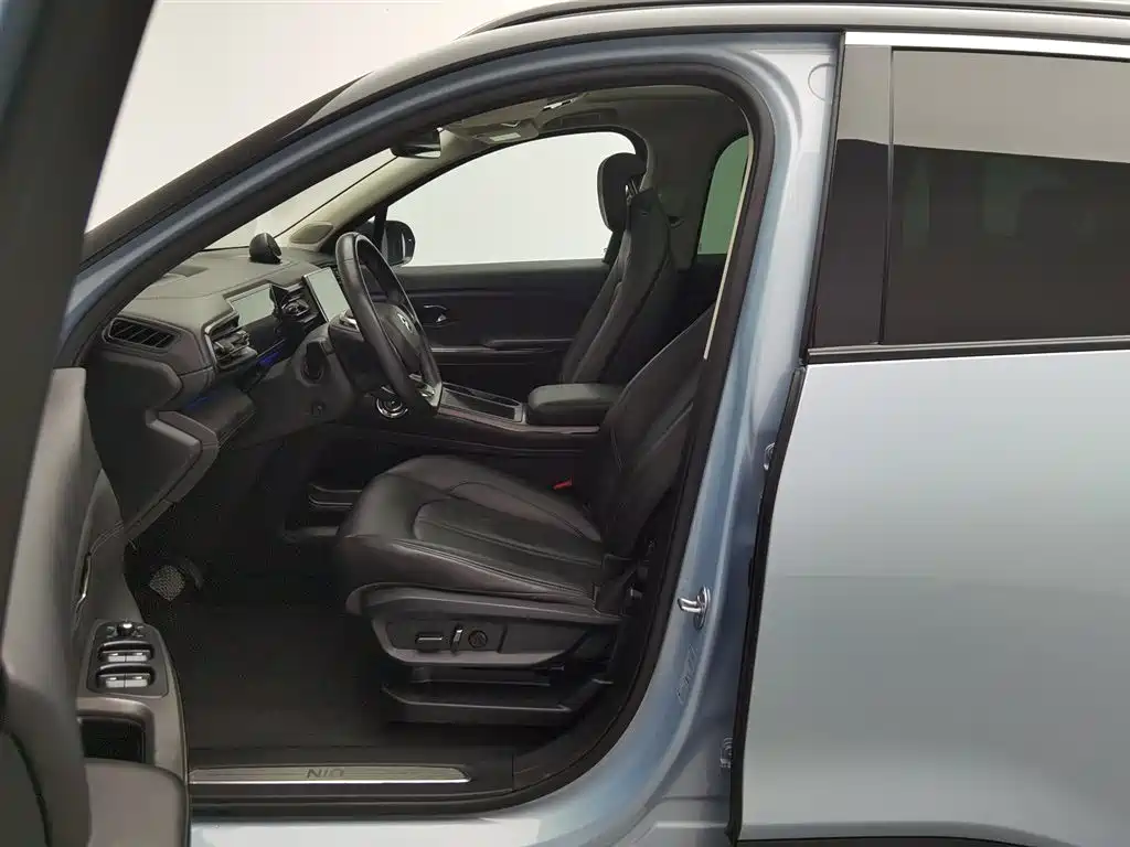 NIO NIO ES6